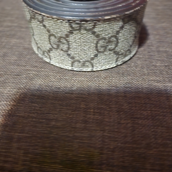 Authentic Gucci belt - Picture 3 of 4